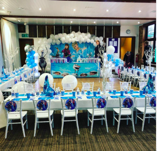 frozen themed party, childrens chair hire, organic balloon arch 